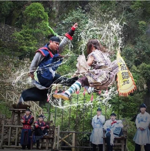 图文资讯天空彩天下彩最新版亮点：前沿作答、落实解释 iPhone 或 iPad ios转安卓