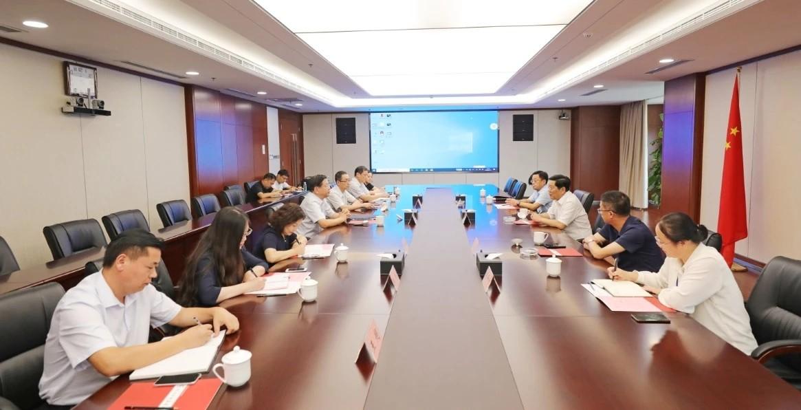 保险公司与红色主题，传承与创新 保险公司红色主题