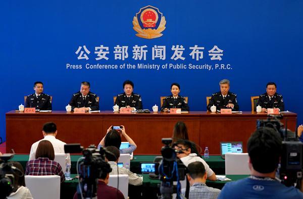 金融理财配资，策略与风险共舞 金融理财配资