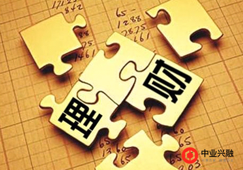 如何选择合适的理财方式，买基金的考量与策略 怎么样的理财才合适买基金