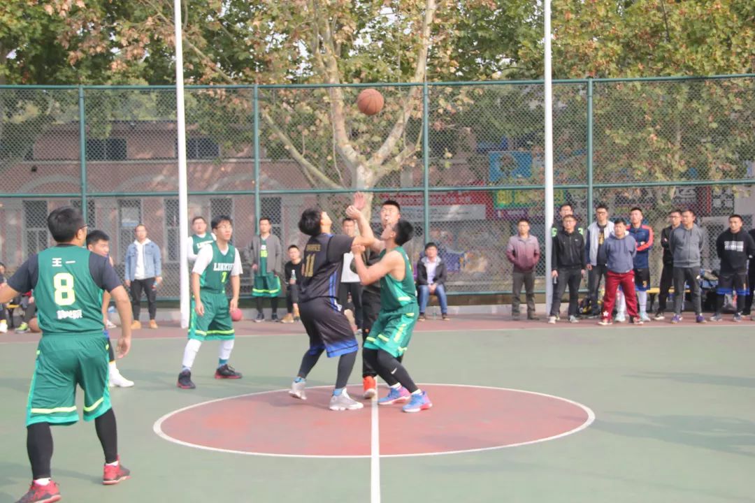篮球场上的重大事件，一次次震撼的瞬间 篮球场最严重