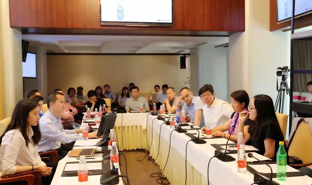 私募基金公司网站，全球投资的新视角 私募基金公司网站