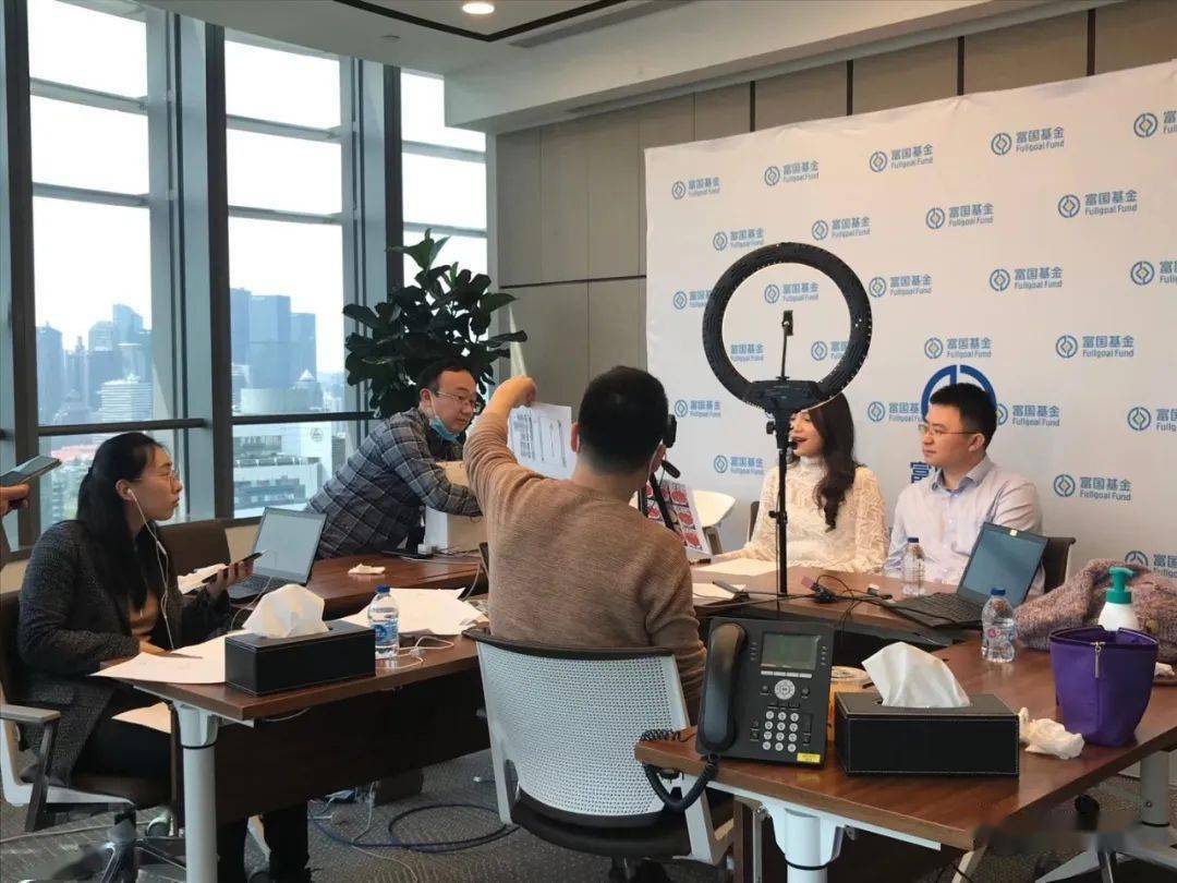 深圳小英子理财视频，解锁现代理财新篇章 深圳小英子理财视频